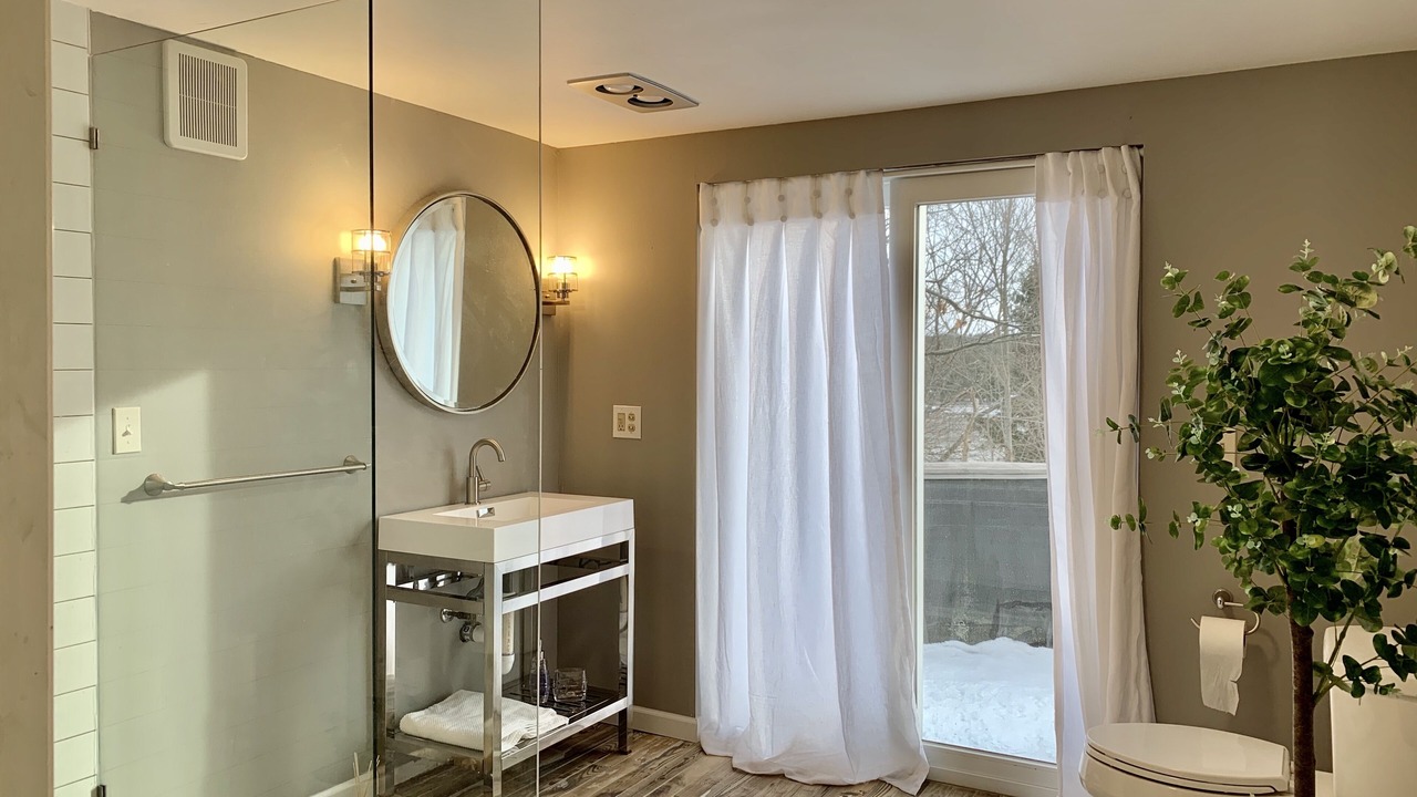 Photo of Bathroom in Kittery Point