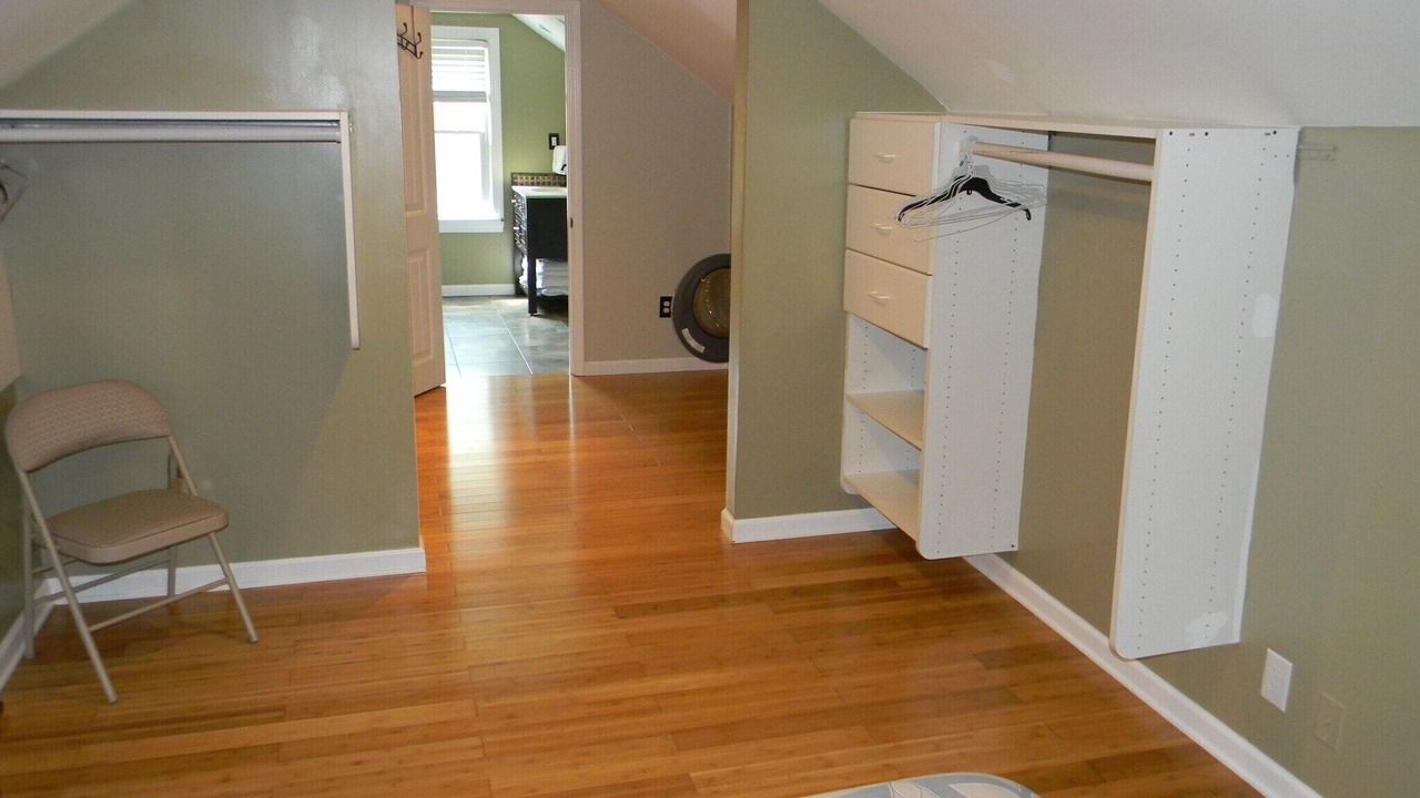 Photo of Bedroom in Woodland Hills