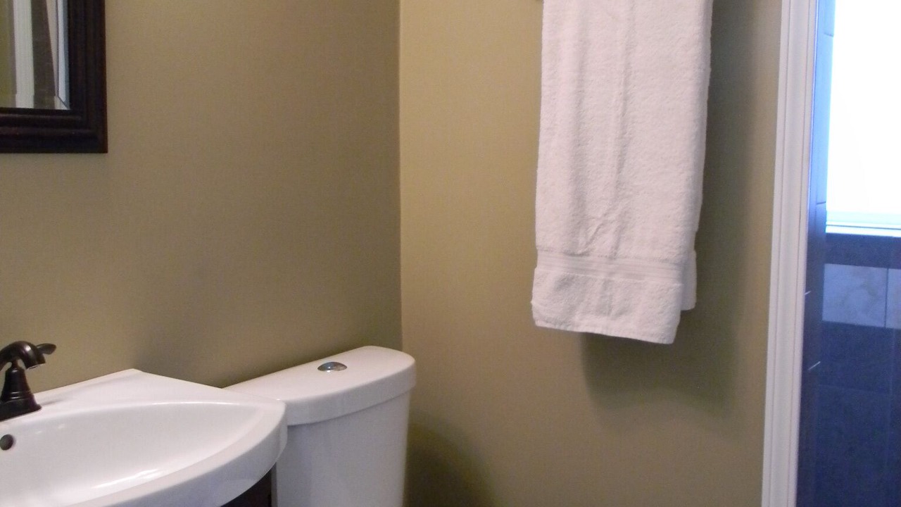 Photo of Bathroom in Woodland Hills