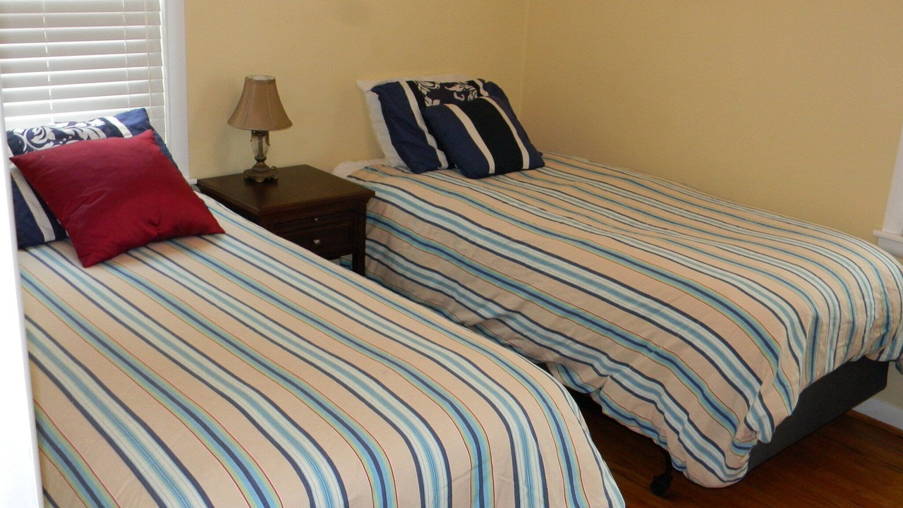 Photo of Bedroom in Woodland Hills