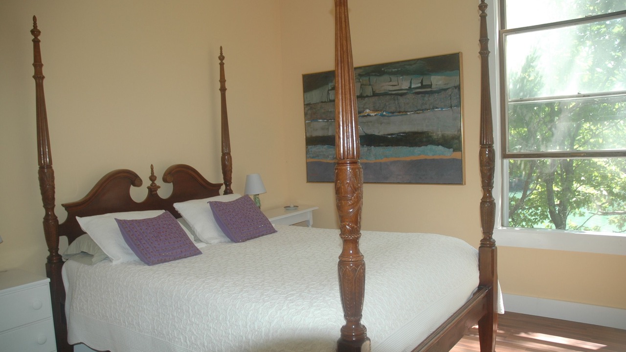 Photo of Bedroom in Brunswick