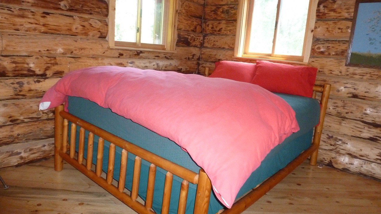 Photo of Bedroom in Crystal Falls