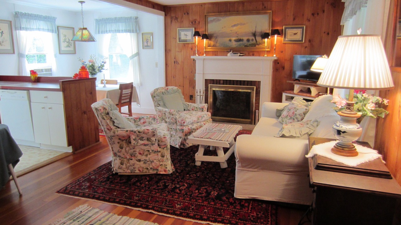 Photo of Livingroom in New Preston