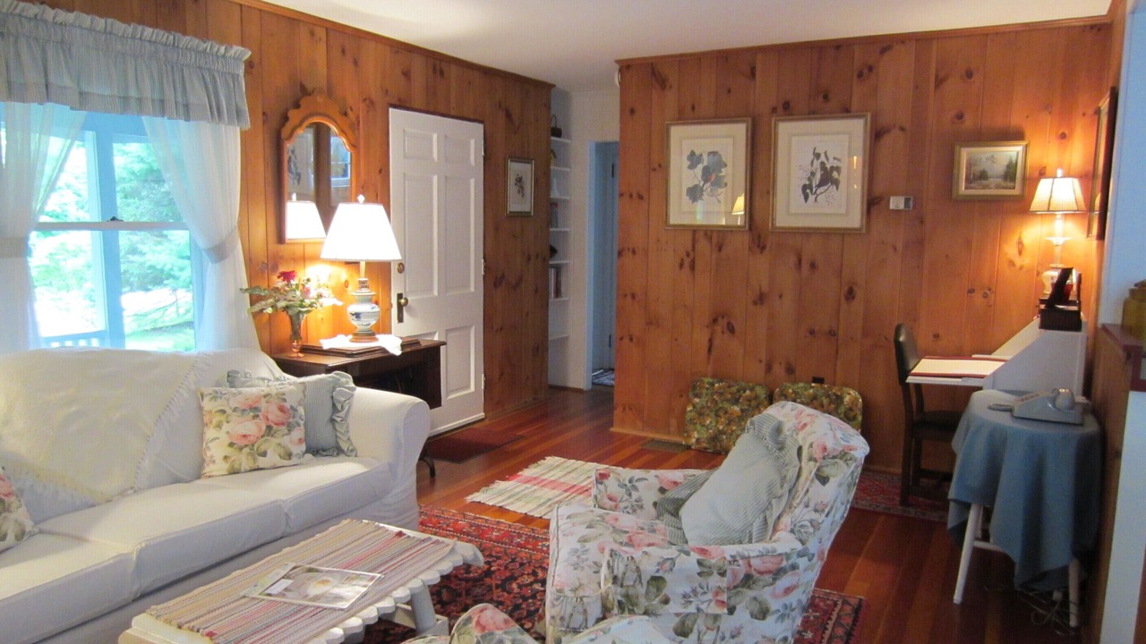 Photo of Livingroom in New Preston