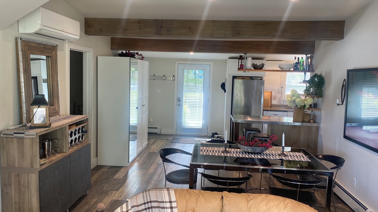 Photo of Livingroom in Thornbury
