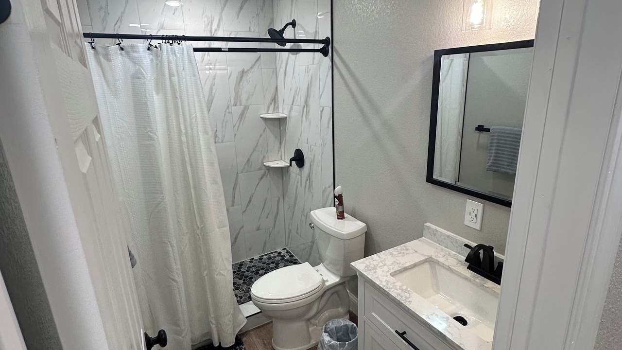 Photo of Bathroom in Kimberling City