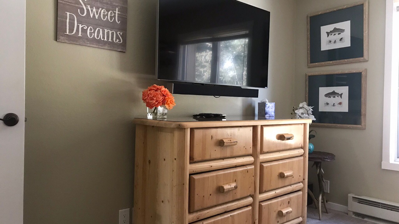 Photo of Bedroom in Mammoth Lakes