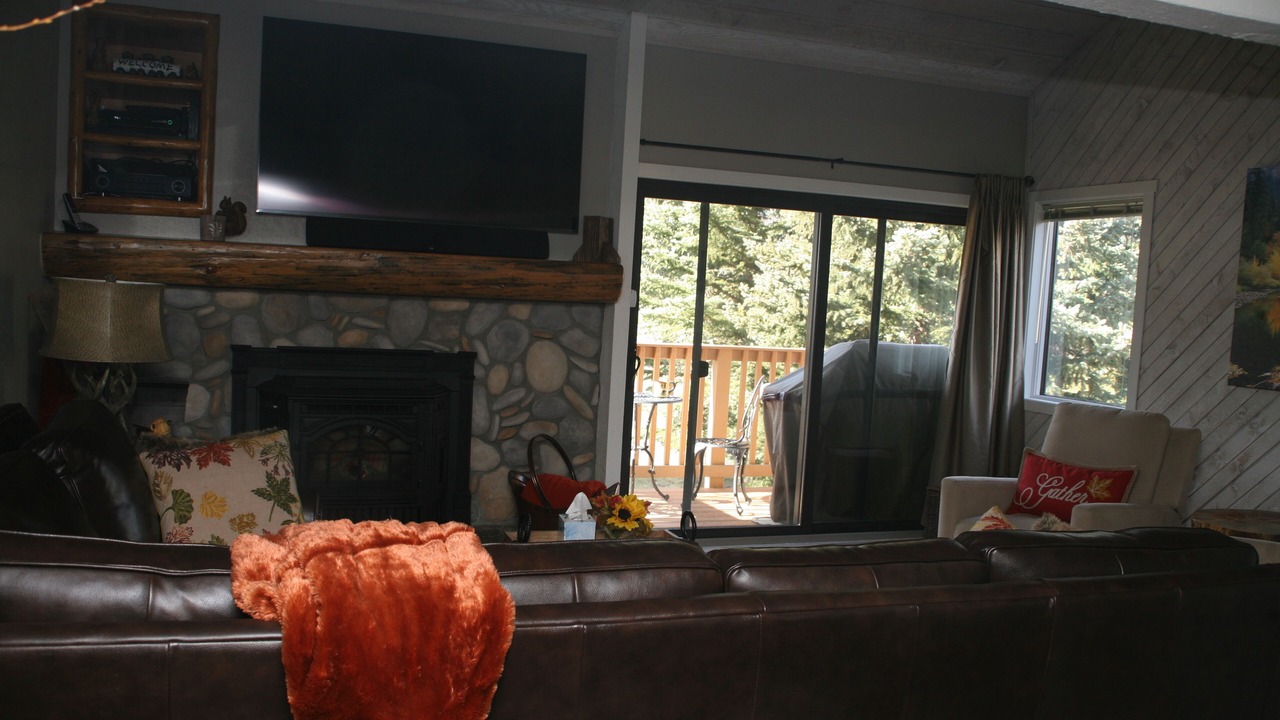 Photo of Livingroom in Mammoth Lakes