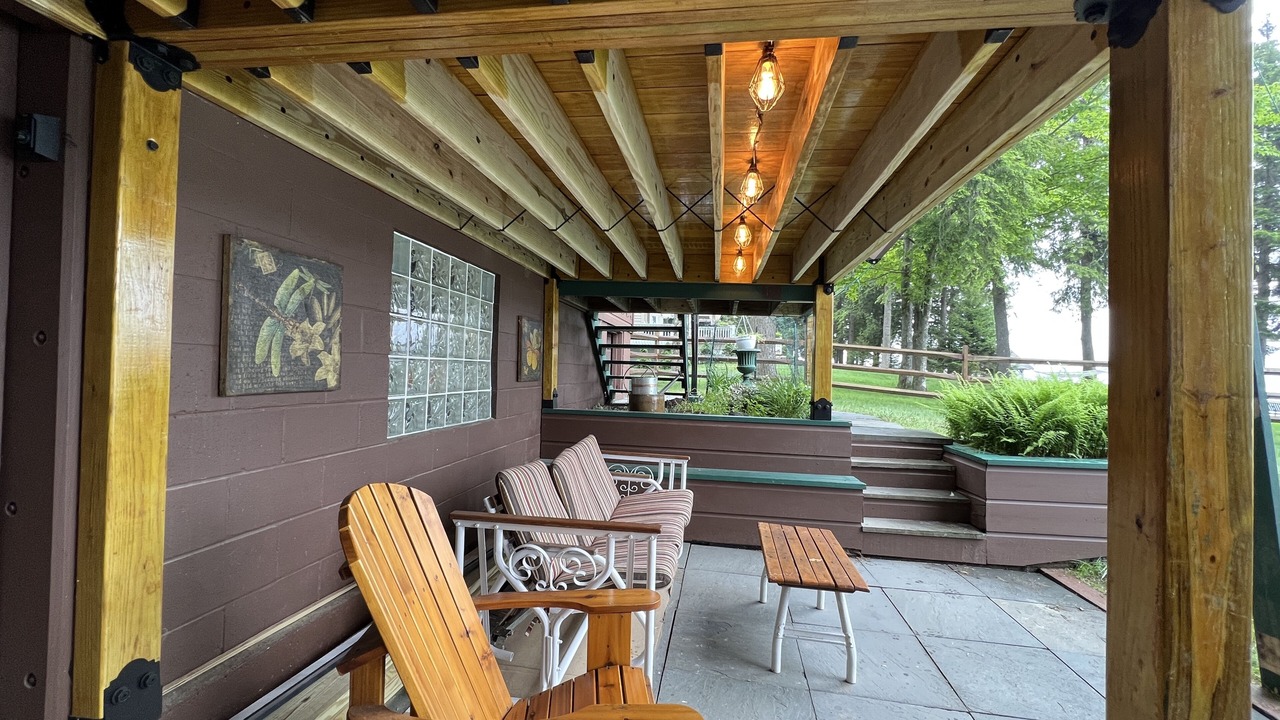 Photo of Patio Balcony in Town of Webb