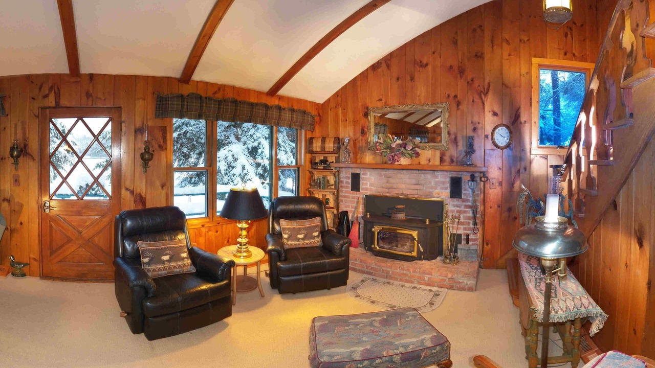 Photo of Livingroom in Town of Webb