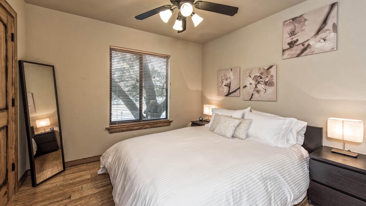 Photo of Bedroom in Waco