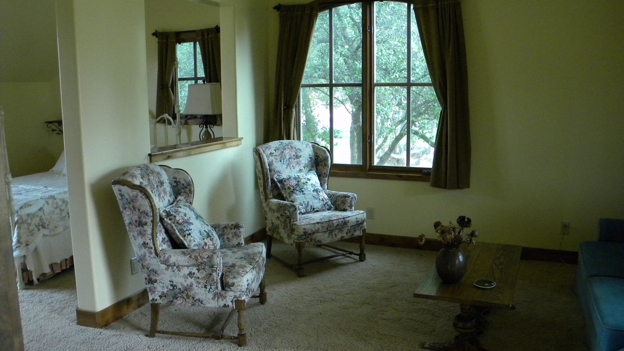 Photo of Bedroom in Altaville