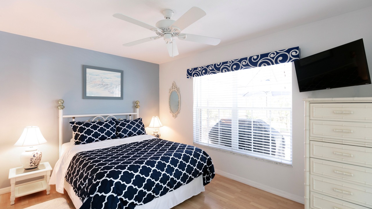Photo of Bedroom in Crown Pointe