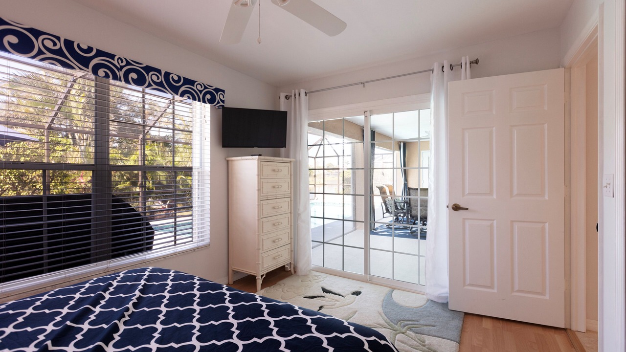 Photo of Bedroom in Crown Pointe