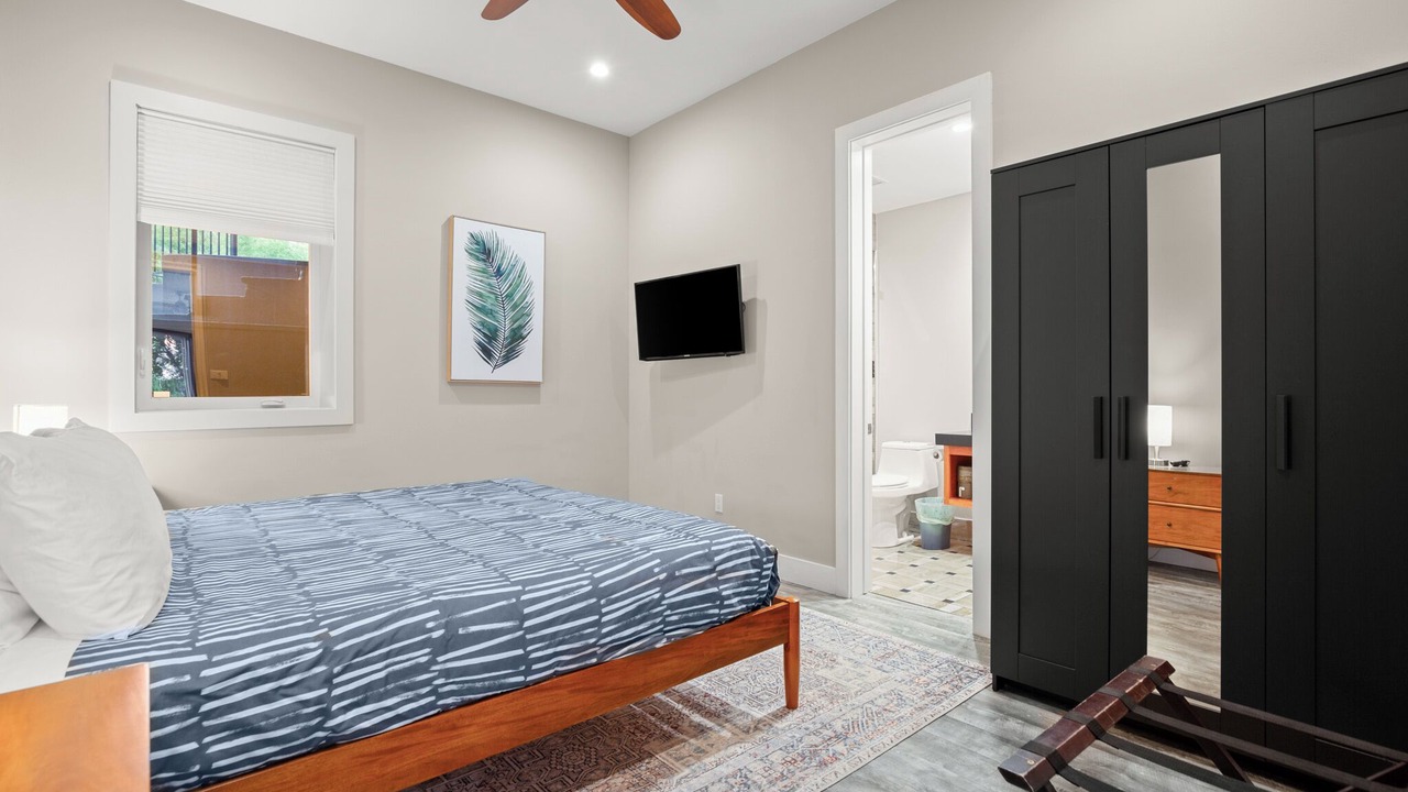 Photo of Bedroom in Hughes Park Lake