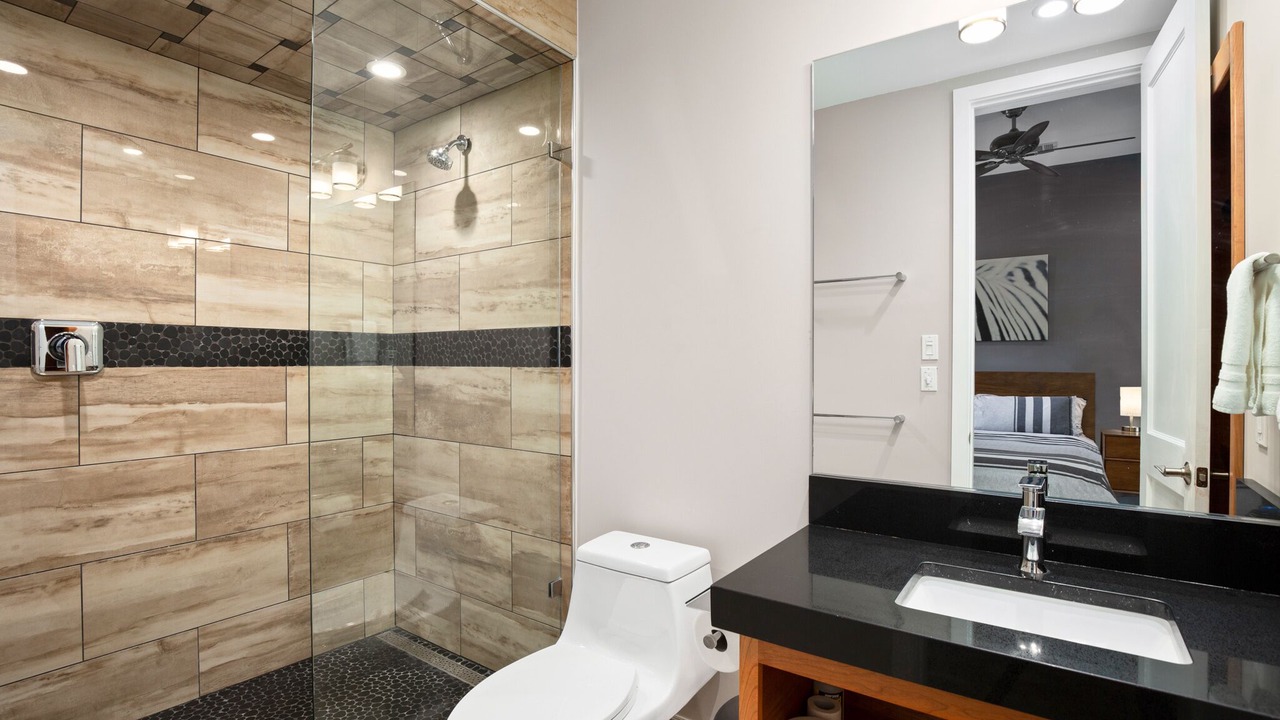 Photo of Bathroom in Hughes Park Lake