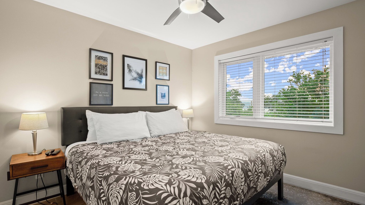 Photo of Bedroom in Hughes Park Lake