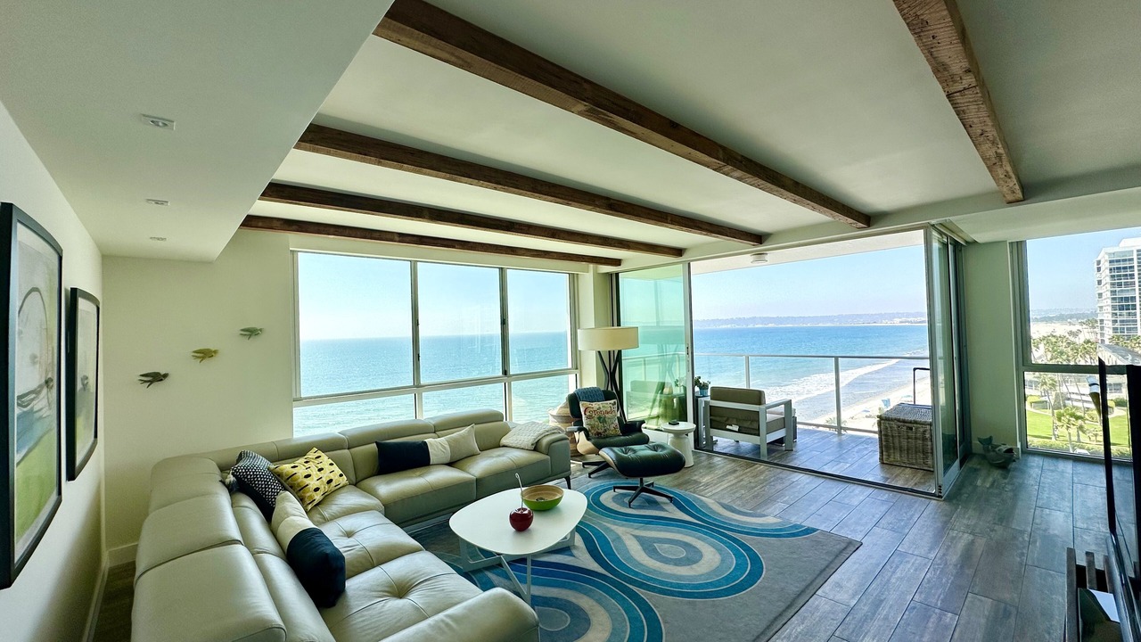 Photo of Livingroom in Coronado