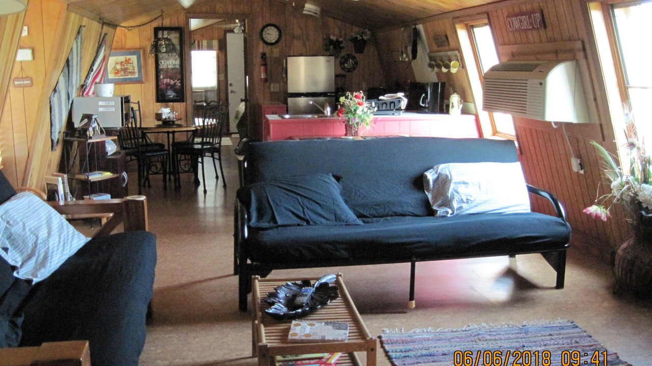 Photo of Livingroom in Elmore City