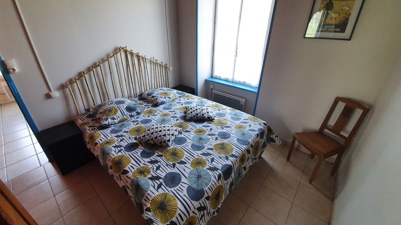 Photo of Bedroom in Champcervon