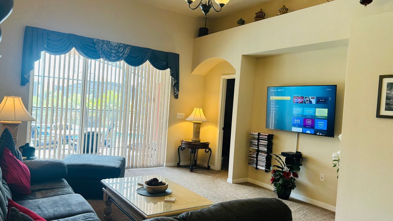 Photo of Livingroom in Haines City