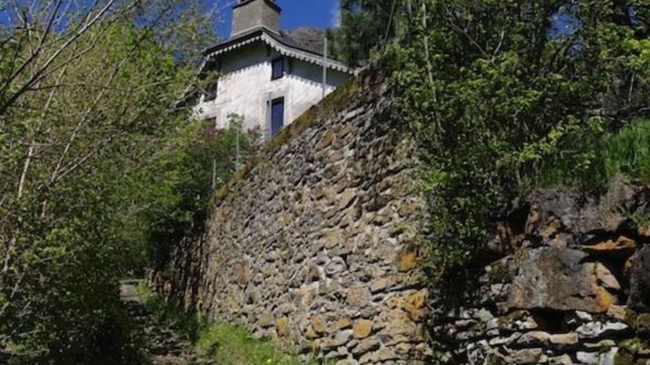 Photo of Outdoor in Gedre