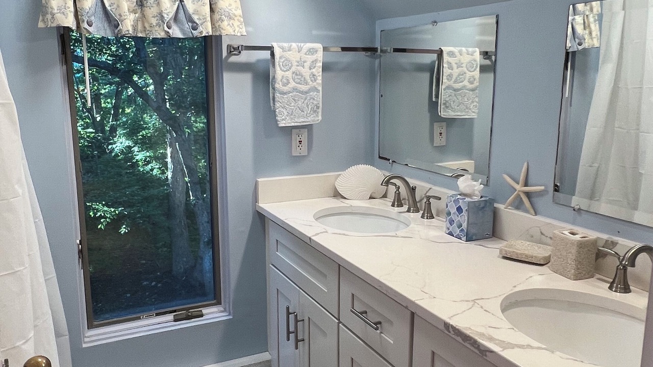 Photo of Bathroom in Katama