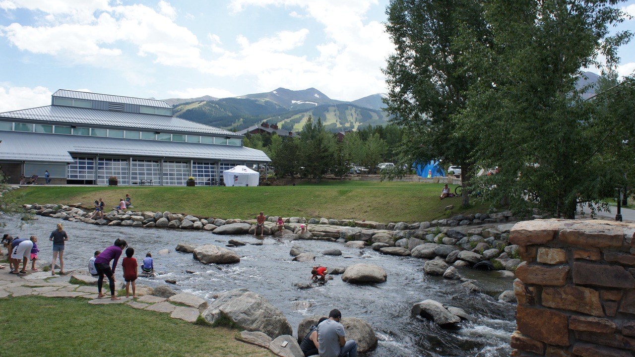 Photo of Others in Peak 9