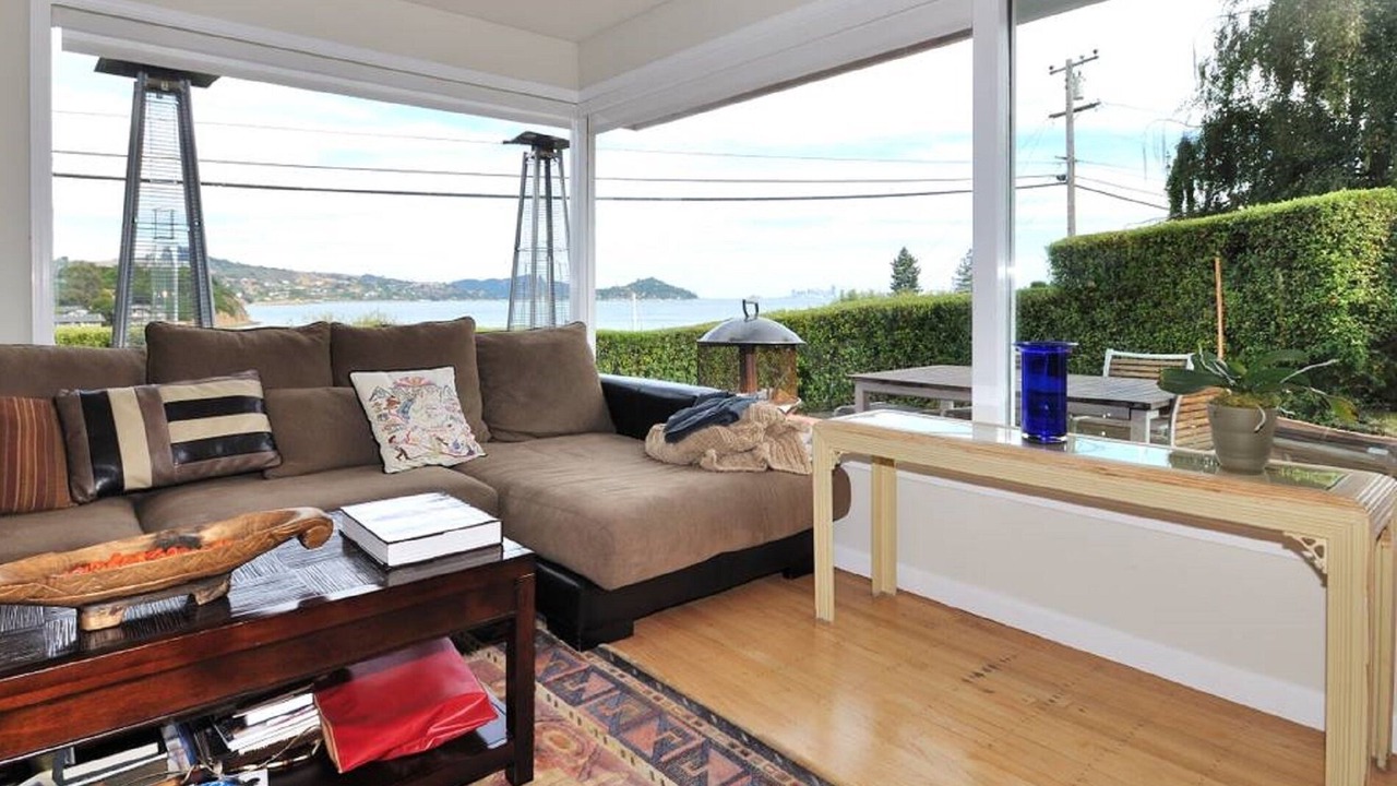 Photo of Livingroom in Strawberry