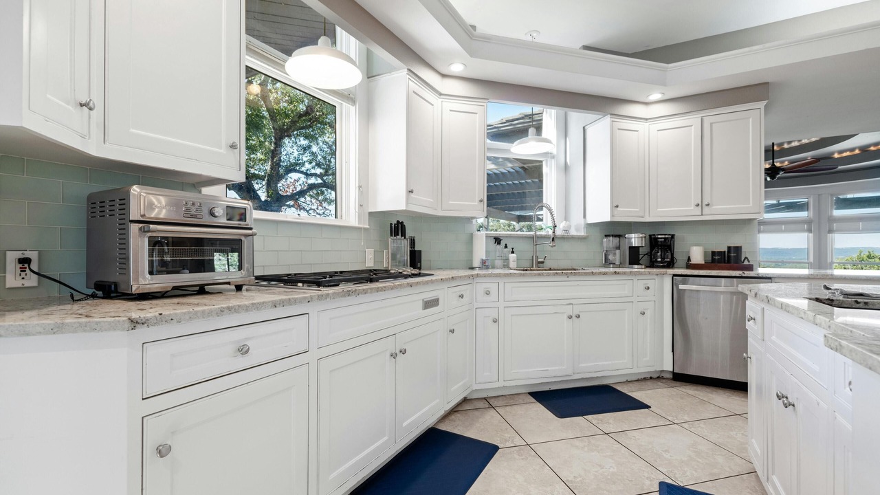 Photo of Kitchen in River Pointe