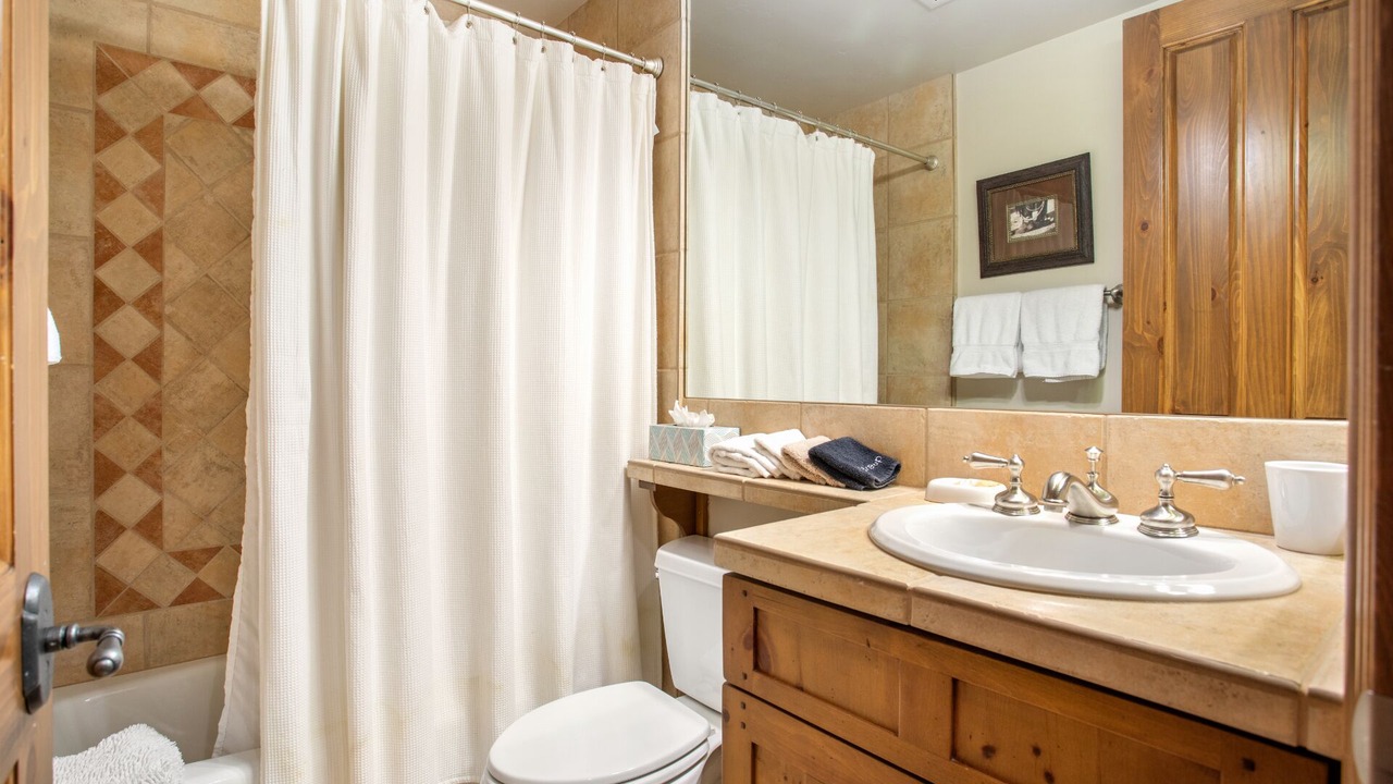 Photo of Bathroom in Edwards