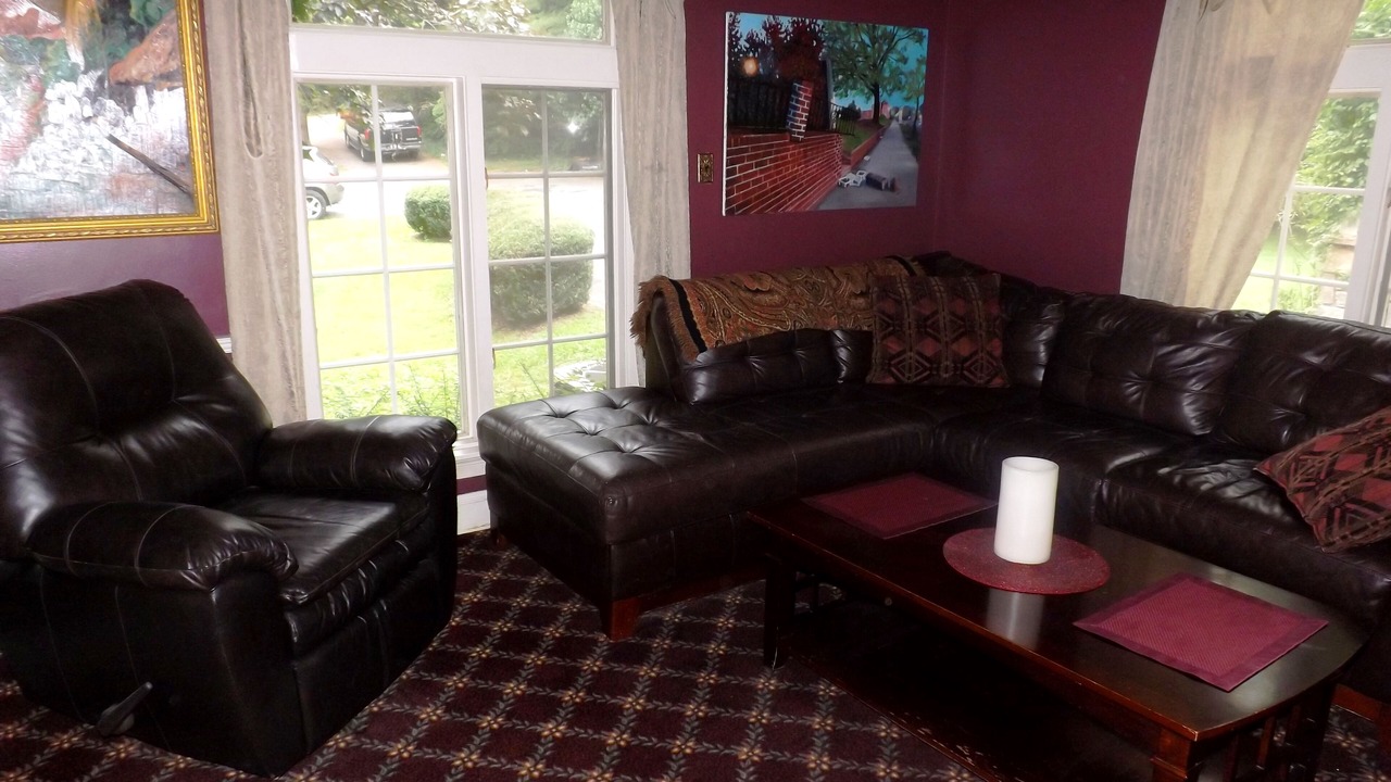 Photo of Bedroom in Oakton
