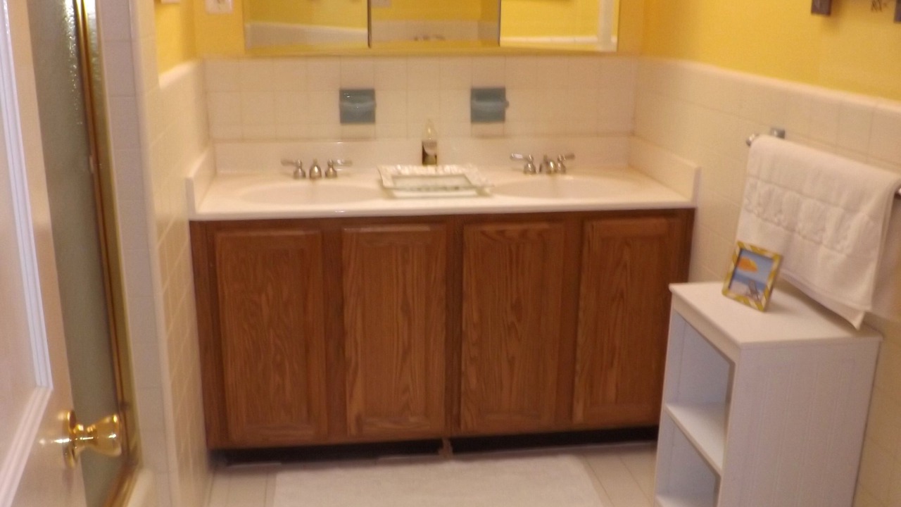 Photo of Bathroom in Oakton