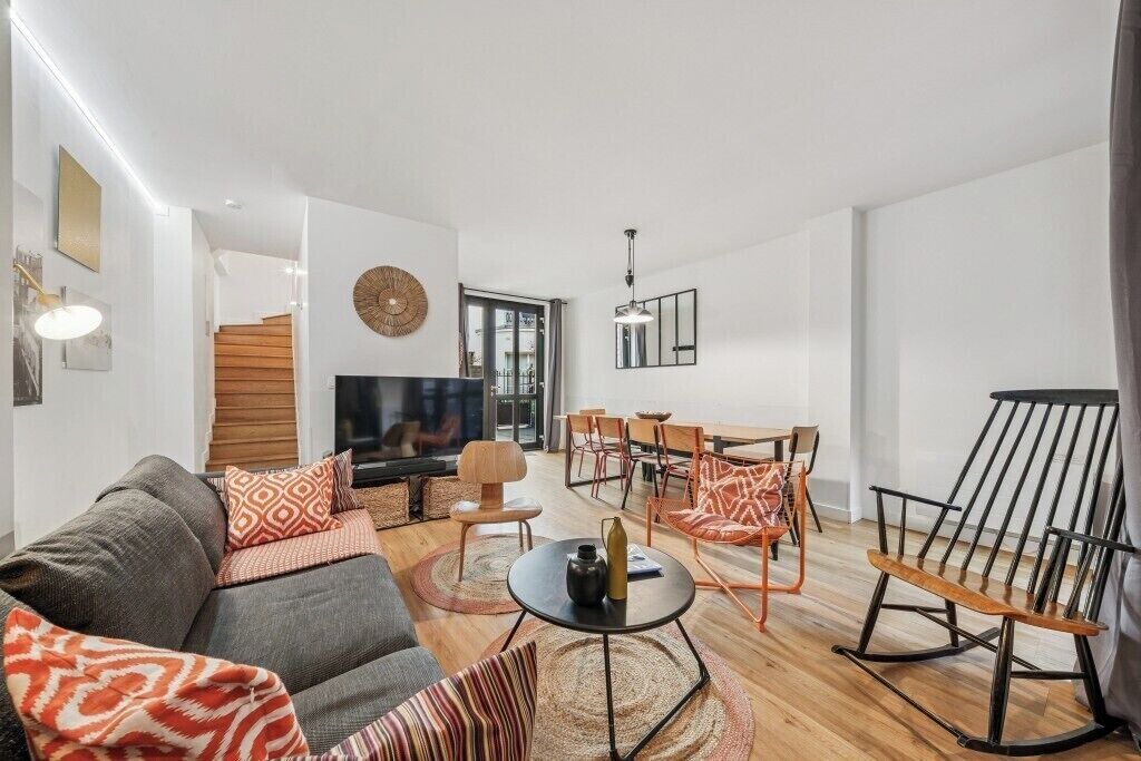 Photo of Livingroom in 11th Arrondissement