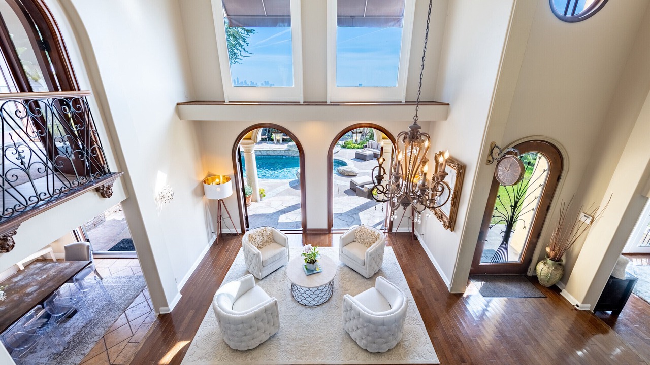 Photo of Livingroom in Los Feliz