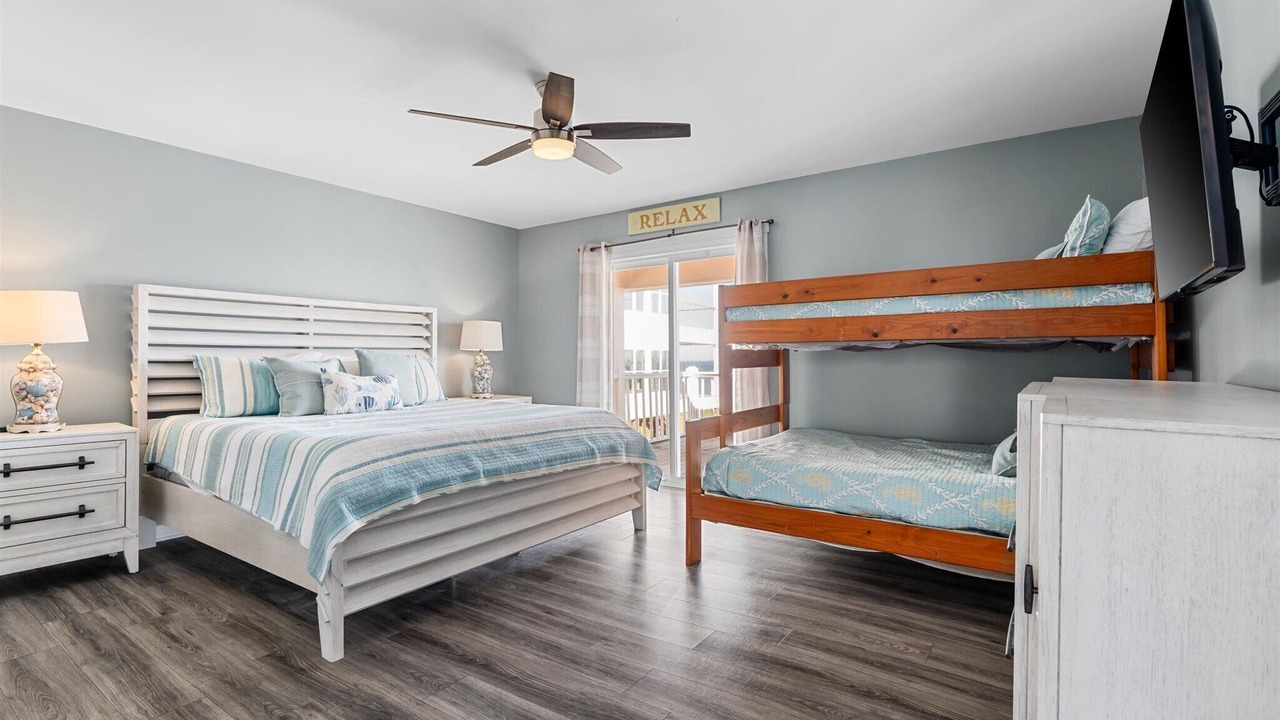 Photo of Bedroom in Dauphin Island