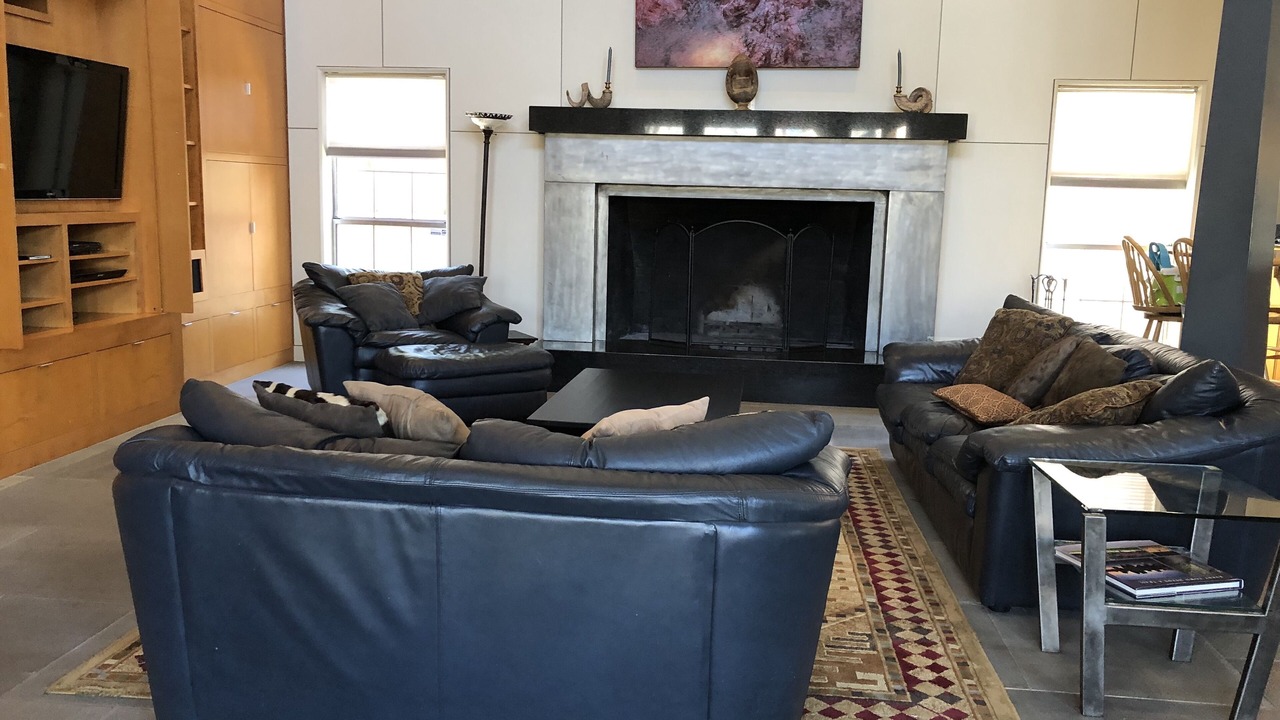 Photo of Livingroom in Clarksville