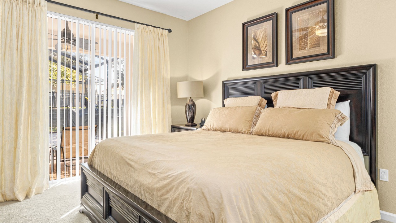 Photo of Bedroom in Windsor Hills