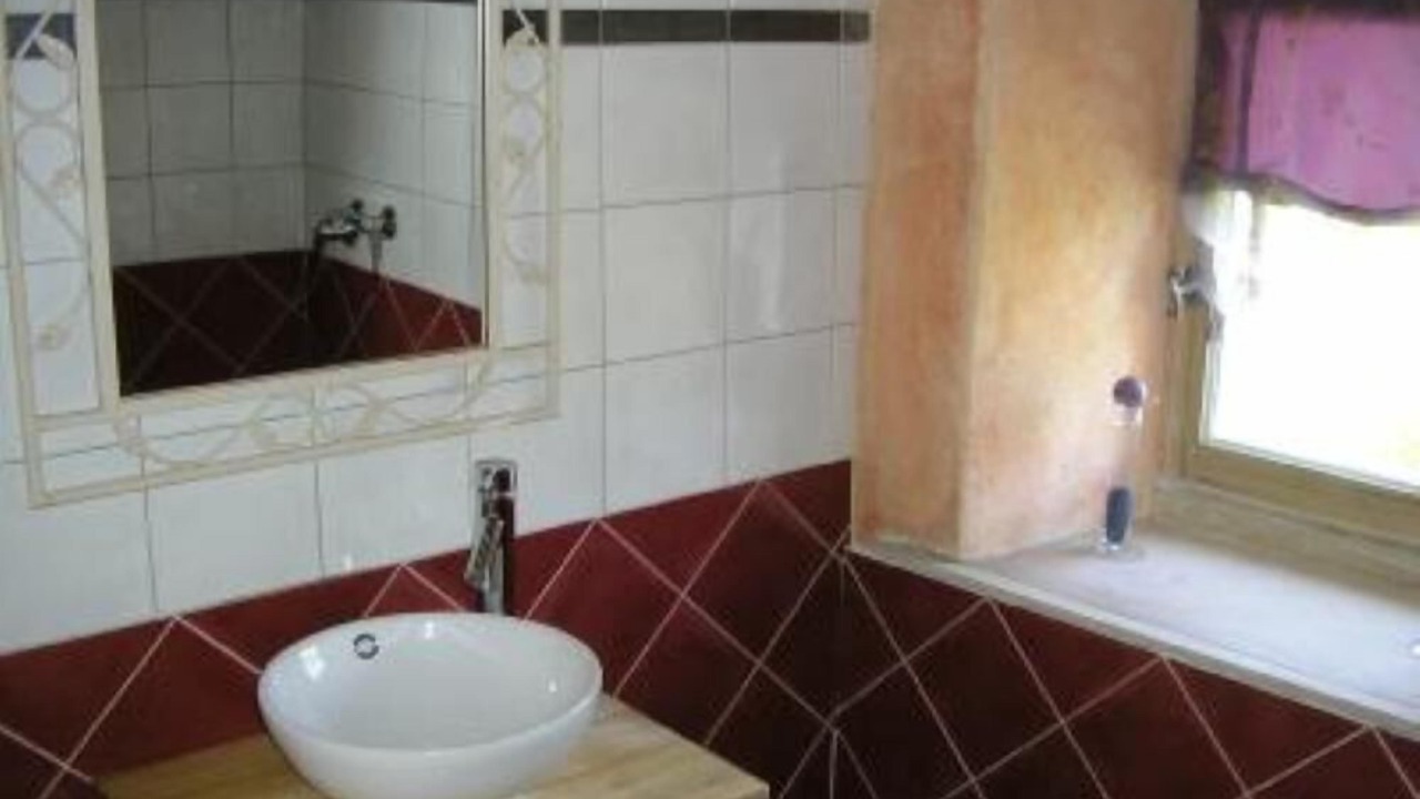 Photo of Bathroom in Saint-Michel-l'Observatoire