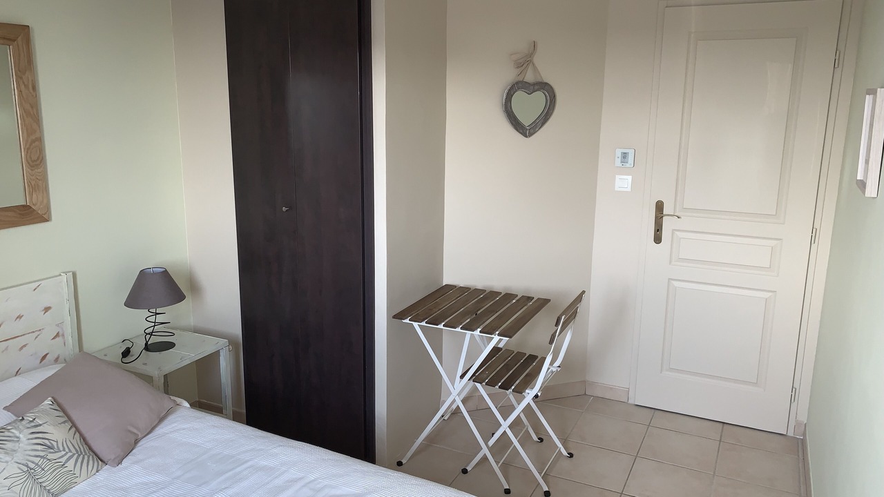 Photo of Bedroom in Aubignan