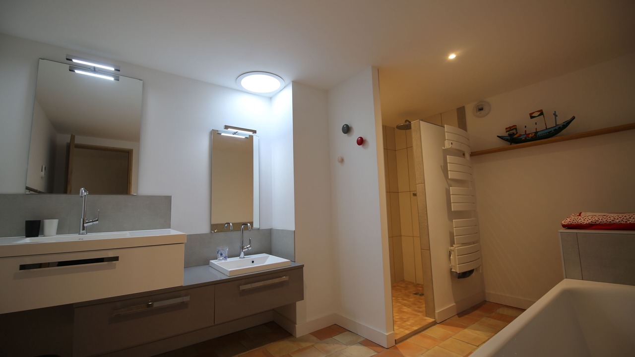 Photo of Bathroom in Lablachere