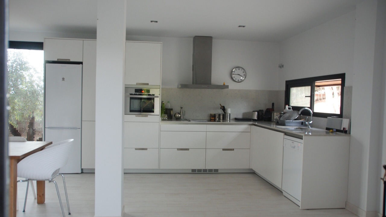 Photo of Kitchen in Alcover