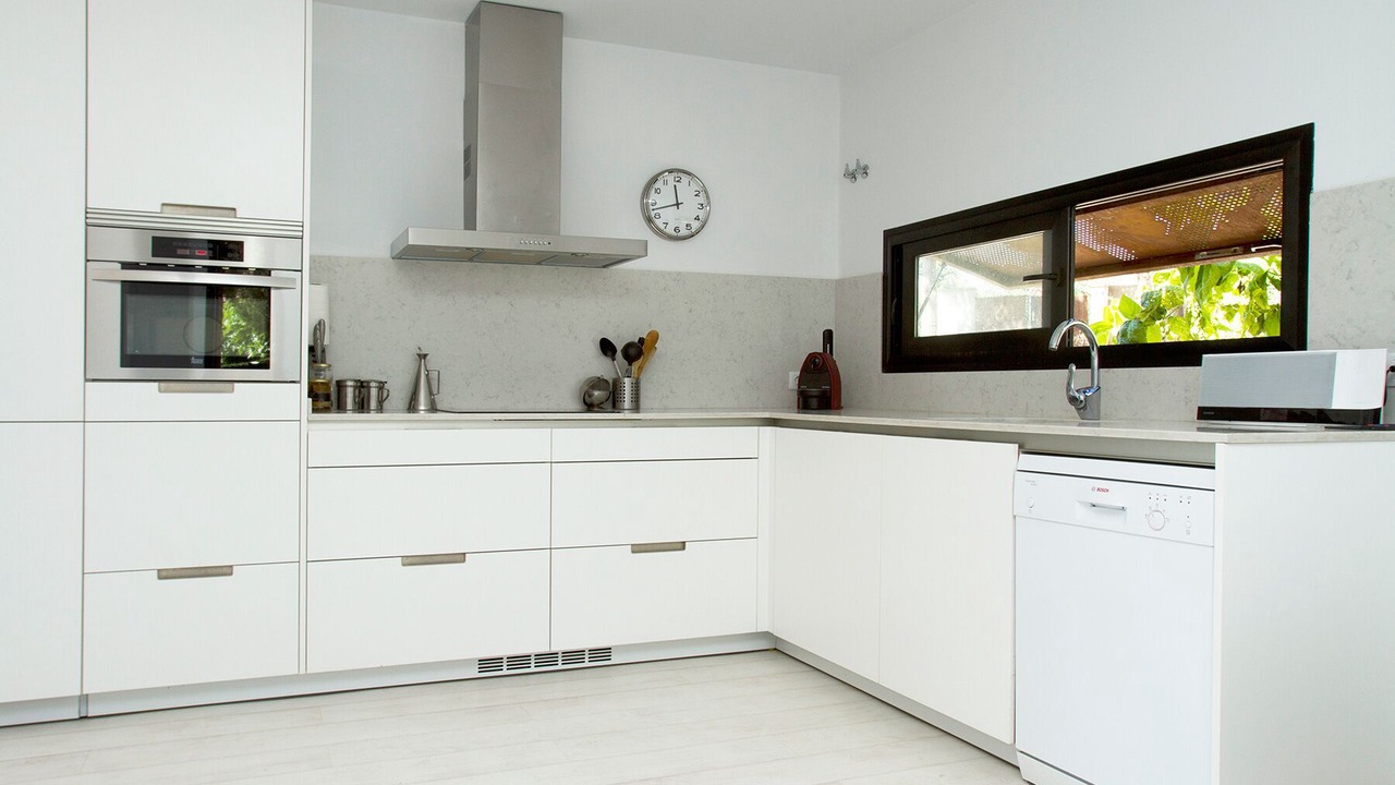 Photo of Kitchen in Alcover