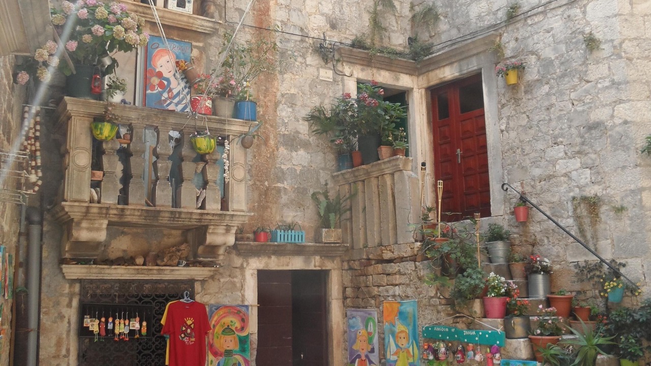 Photo of Others in Okrug Gornji
