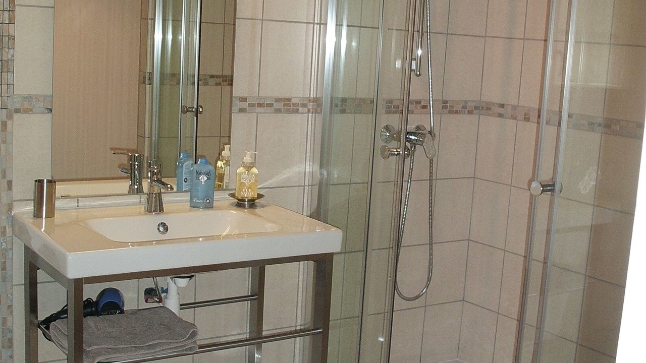 Photo of Bathroom in Blere