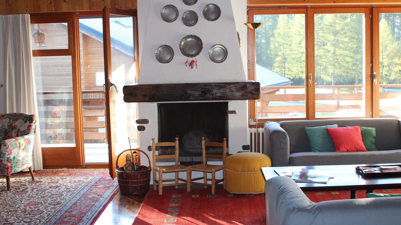 Photo of Livingroom in Lens
