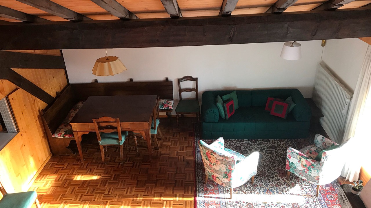 Photo of Livingroom in Lens