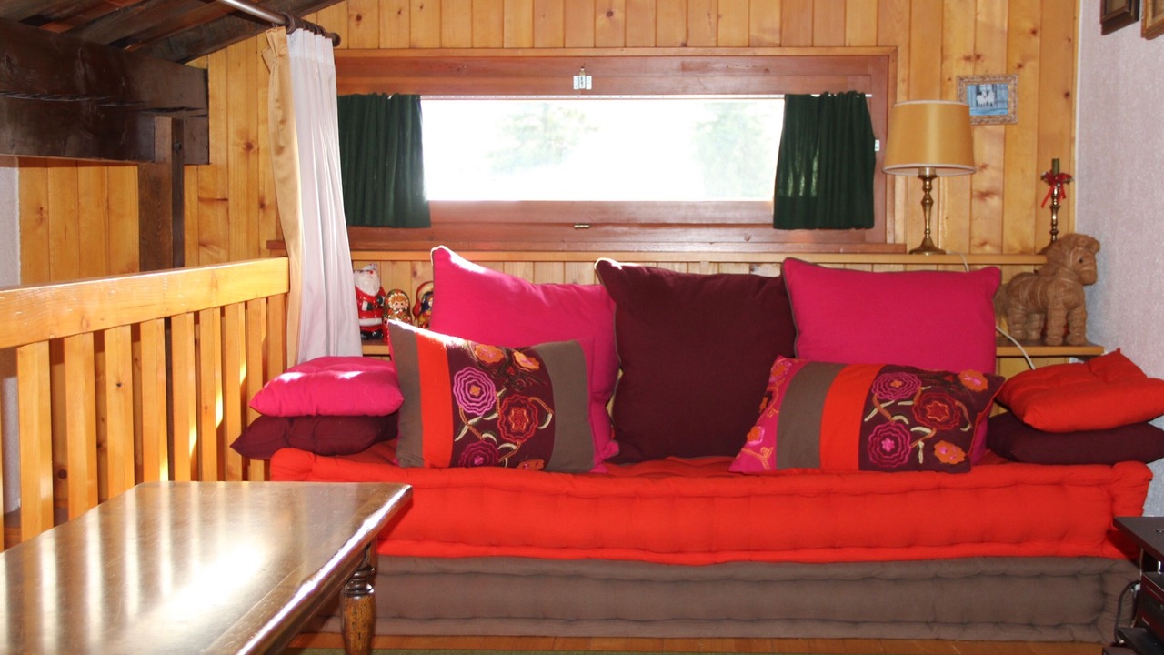 Photo of Livingroom in Lens