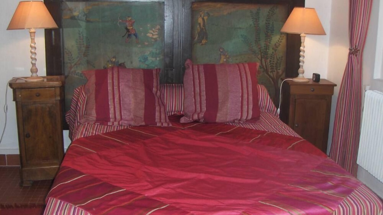 Photo of Others in Artonne