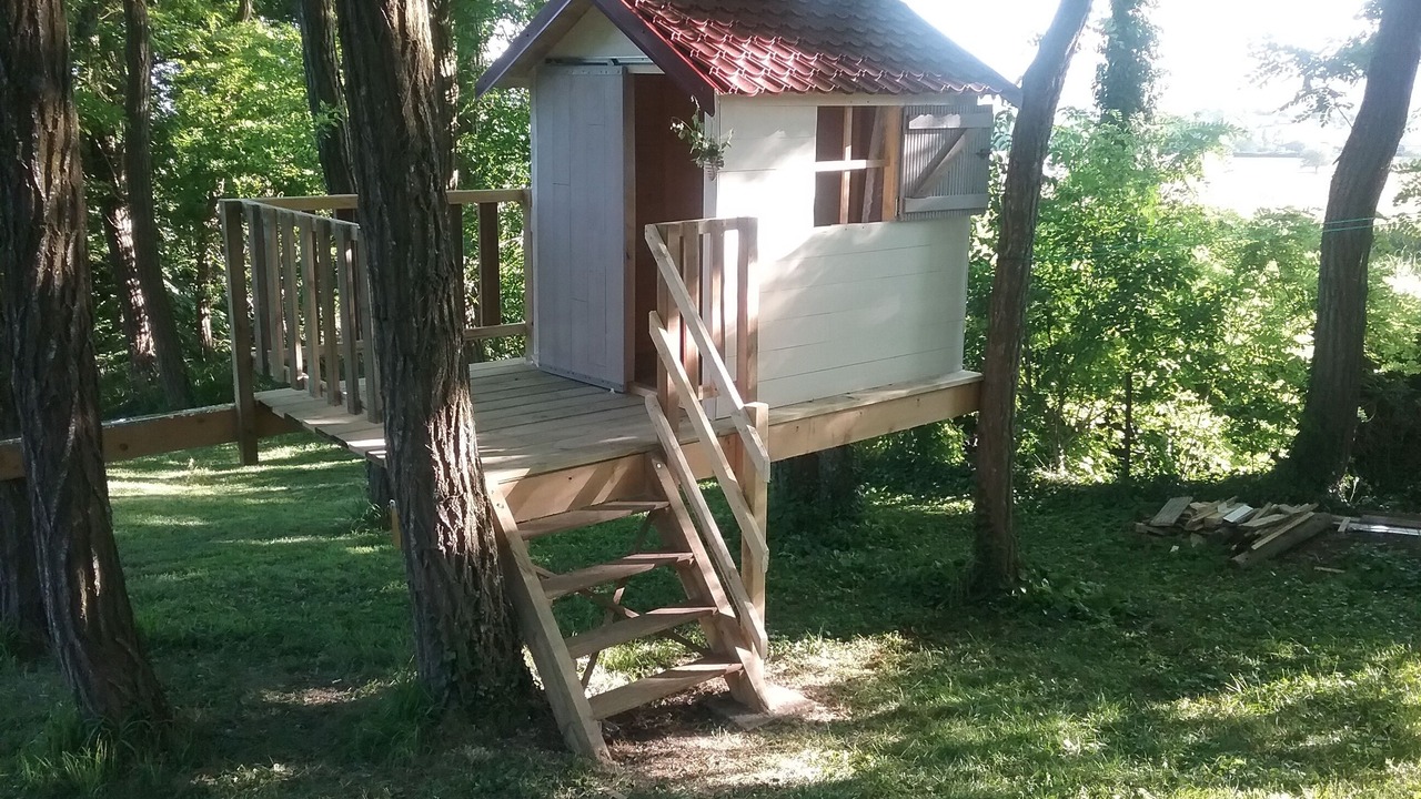 Photo of Outdoor in Artonne